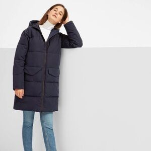 Everlane | Long Puffer in Navy